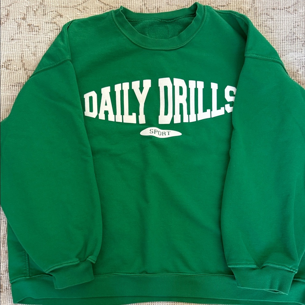 Daily Drills Sport Sweatshirt Oversized 
Green
XS/S
Worn twice